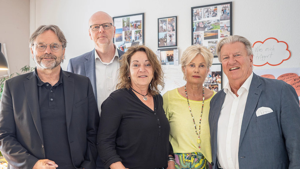 Michael Groß, Eckart Kroon, Caren Utecht, Britta Nienaber und Dr. Uwe Lissau Michael Groß, Eckart Kroon, Caren Utecht, Britta Nienaber und Dr. Uwe Lissau